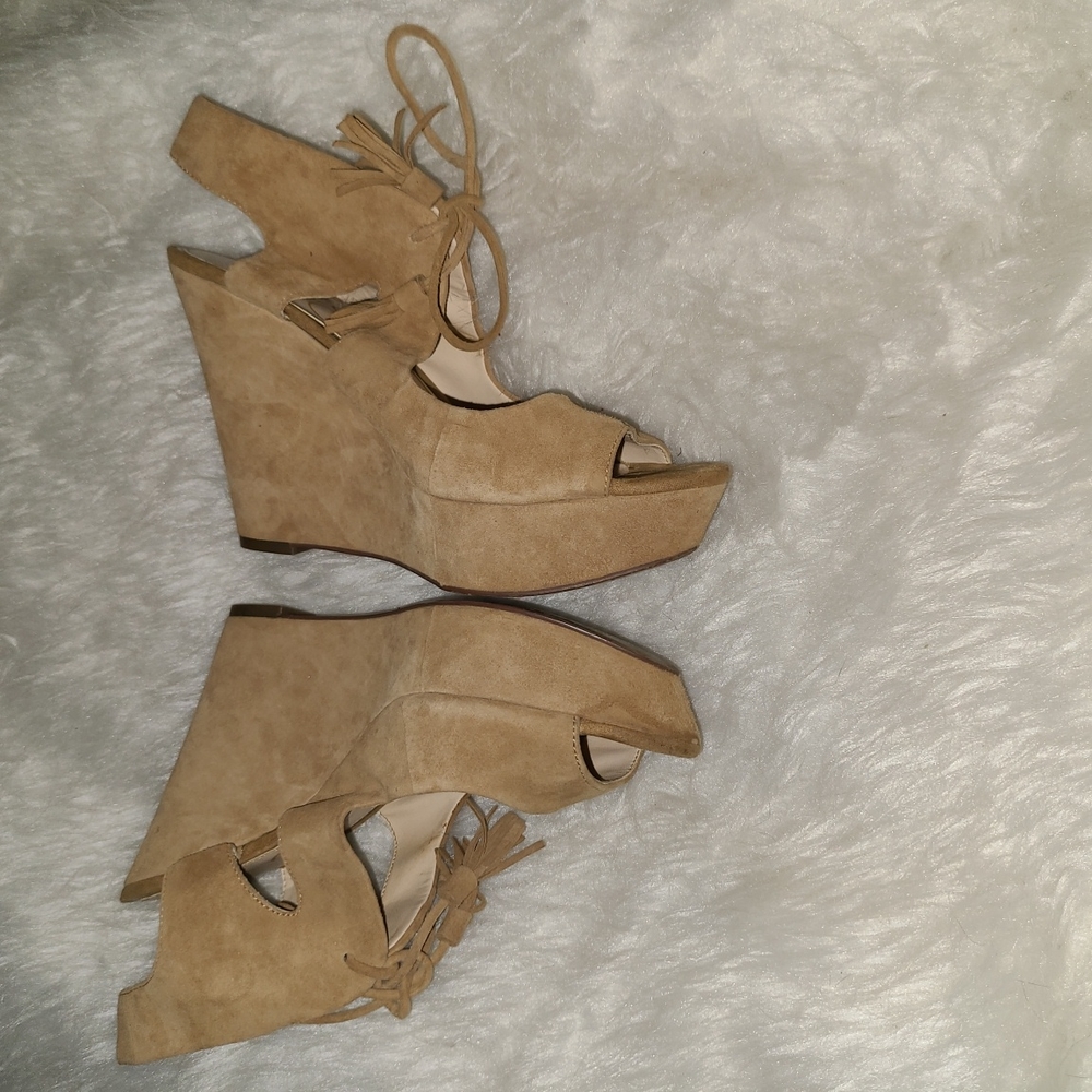 JESSICA SIMPSON Size 8 Faux Suede Wedge